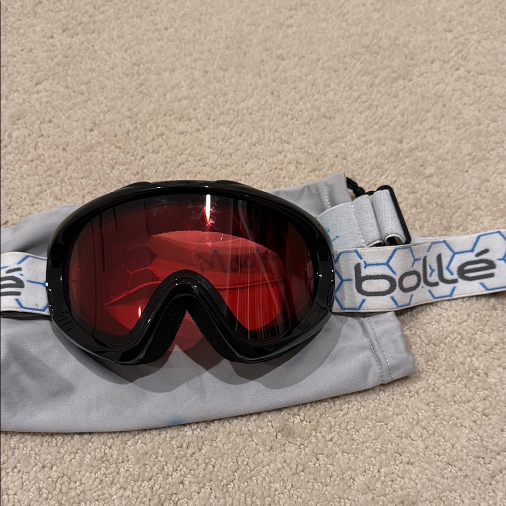 Bollé Ski Goggles with Red Lens